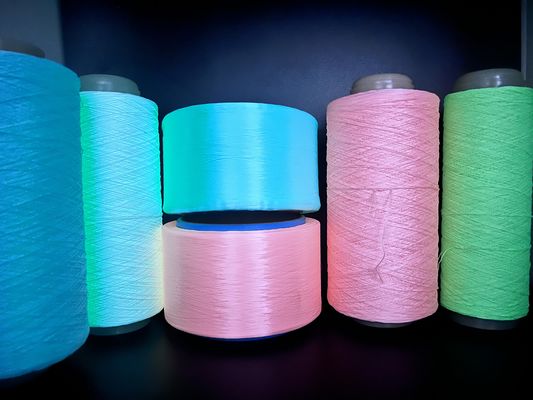 Warmtebestendige gloeiende garens Glow Garn Knitting 30 minuten opladen