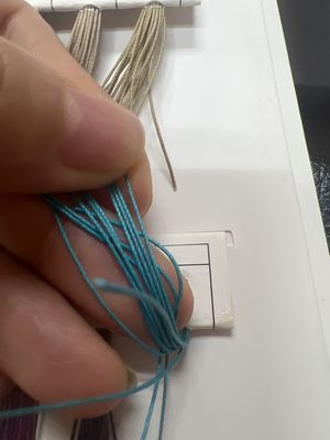 0.3mm Waxcoated Garn Polyester Flat Waxed Thread High Tenacity Polyester Wax Sewing Thread